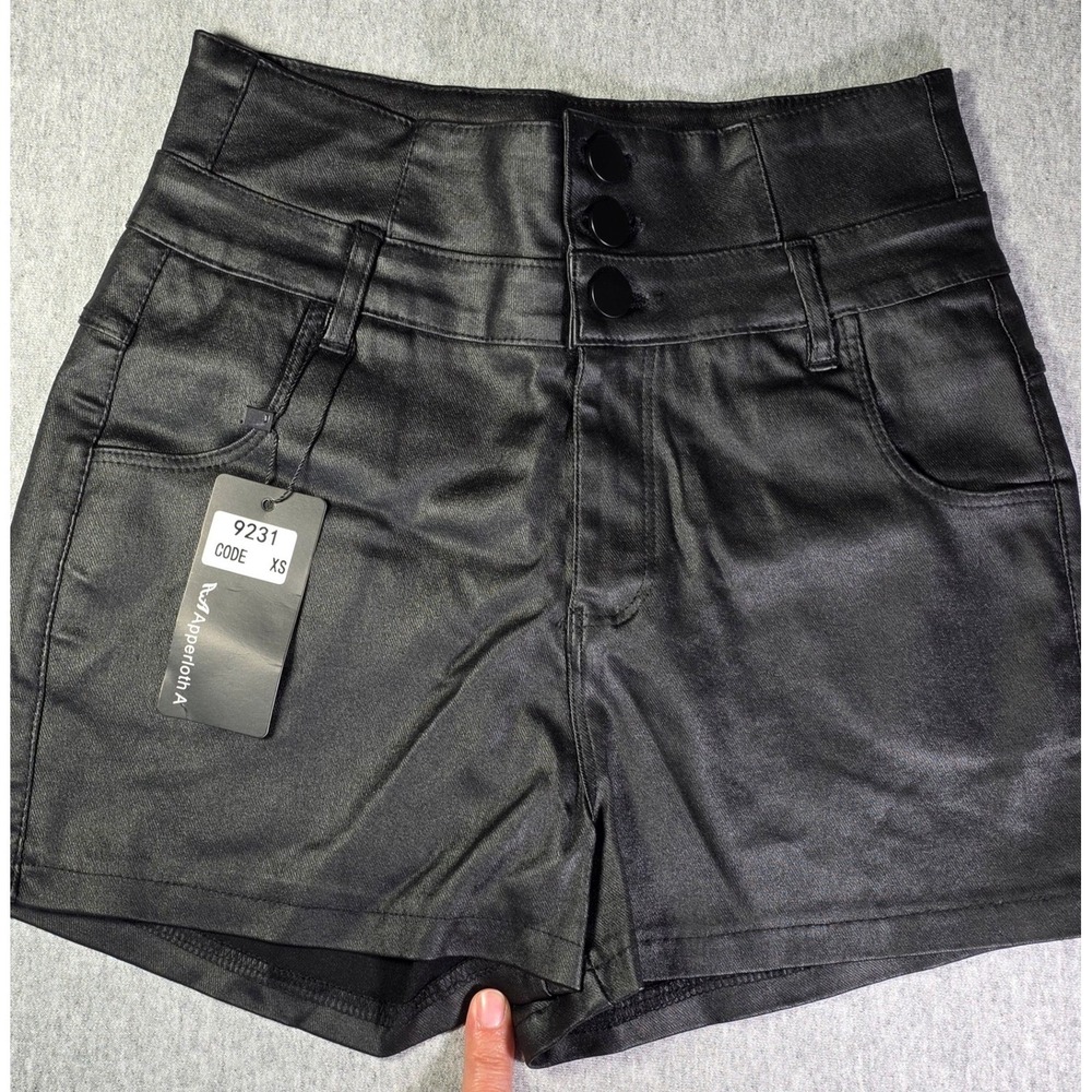 Apperloth A Black Faux Leather High Waisted Shorts Triple Button XS 9231
